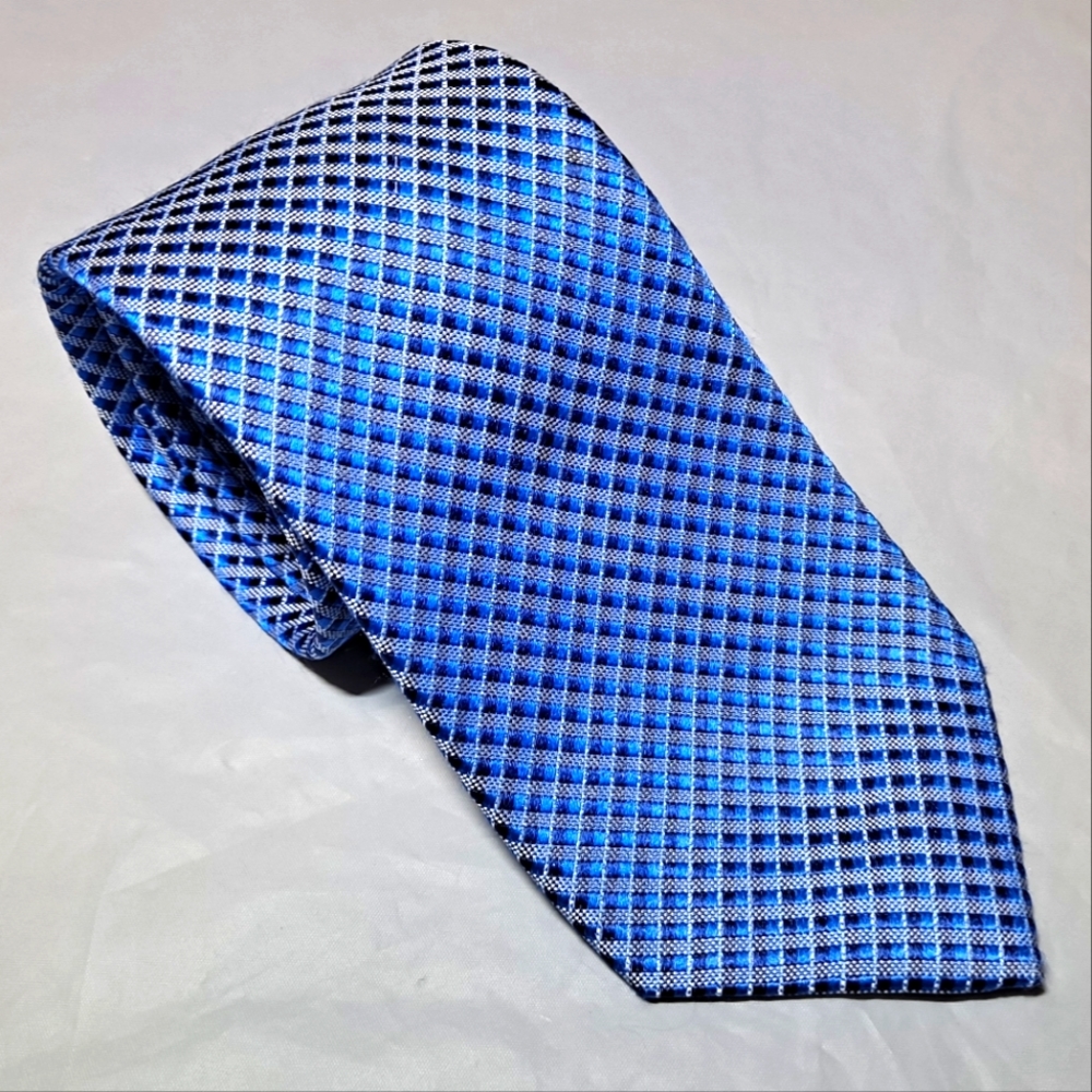 Madison 💯 Silk Men's Necktie 57-60" x 3" Blue/Silver Woven Micro-Geometric Nice